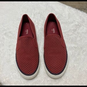 Women’s Sperry Slid On Red Suede Shoes Memory Foam Size 9